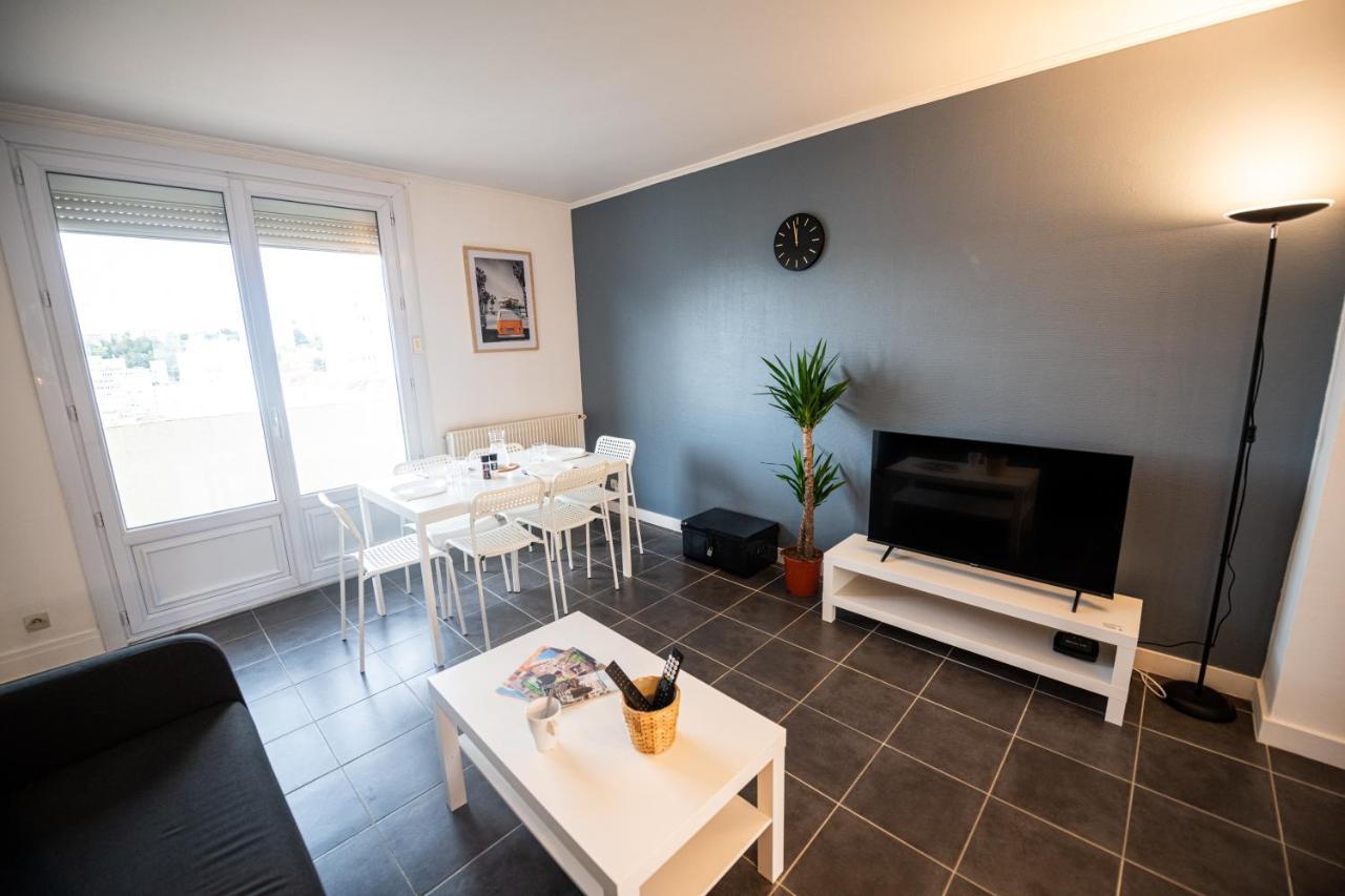 Robespierre - Tout Equipe & Calme - Tv Et Wifi Saint-Etienne (Loire) Exterior foto